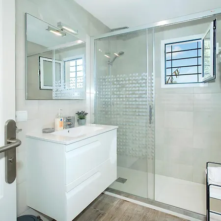 Owl El Crever - Family And Friends *